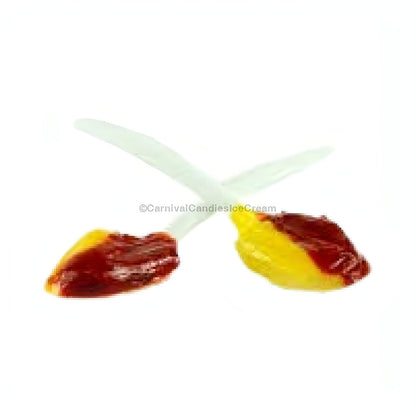 Dulces Tipicos Cucharita Bi-Sabor Mango/Watermelon candy spoons with mango and watermelon paste.